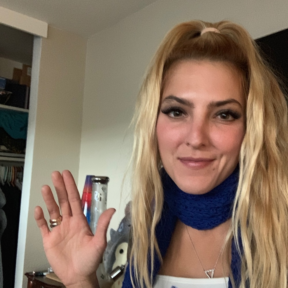 Meet your Posher, Sara